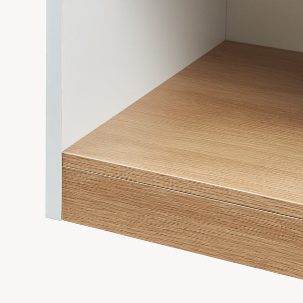 Noční stolek Kuorshare 55x42x37 cm Bílá/dubový dekor [en.casa]