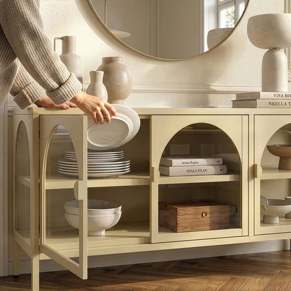 Vitrínkový sideboard Klippestad ocel 118x35x55 cm velbloudí barva [en.casa]