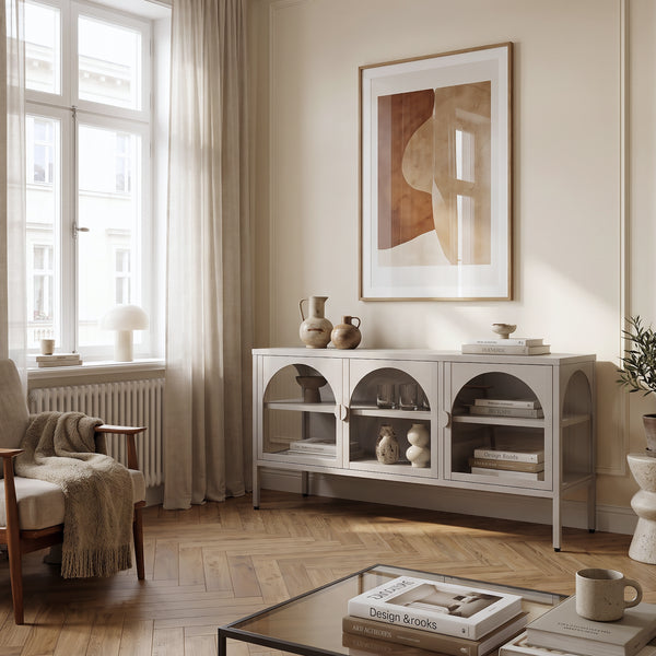 Vitrínová komoda Klippestad ocel 118x35x55 cm velbloudí barva [en.casa]