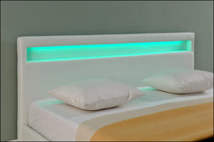 Corium® Čalouněná postel "Paris"